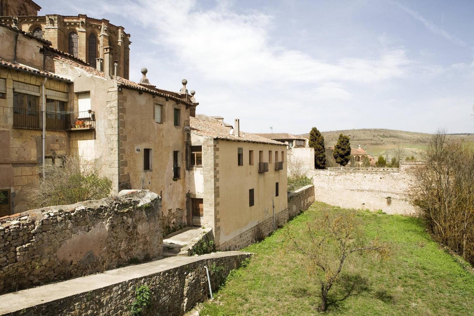 Hostal Dona Blanca Siguenza Exterior photo